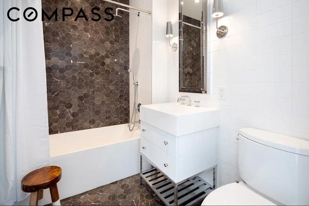 Real estate property located at 338 Berry #2E, Kings, Williamsburg, New York City, NY, US