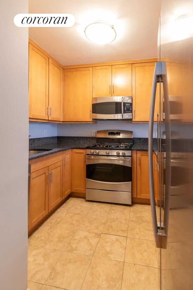 Real estate property located at 157 72ND #1F, New York, Lenox Hill, New York City, NY, US