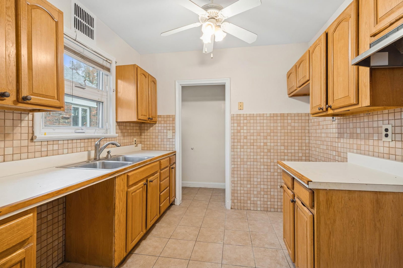 Real estate property located at 156 Goodwin, Richmond, Charleston, New York City, NY, US