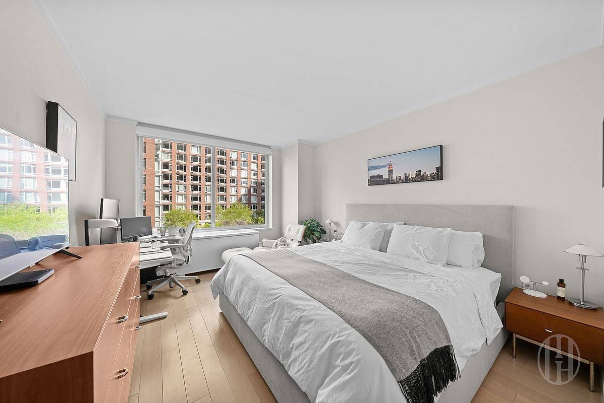 Real estate property located at 212 Warren #5N, New York, Battery Park City, New York City, NY, US