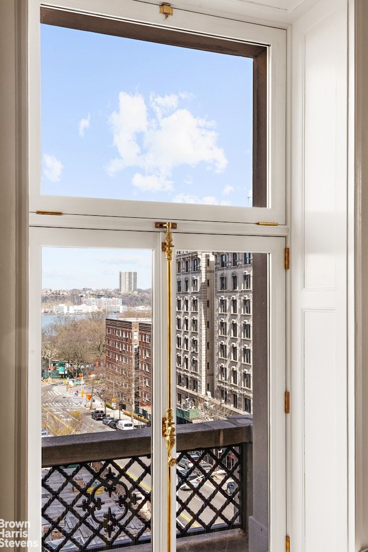 Real estate property located at 390 END H5, New York, Upper West Side, New York City, NY, US