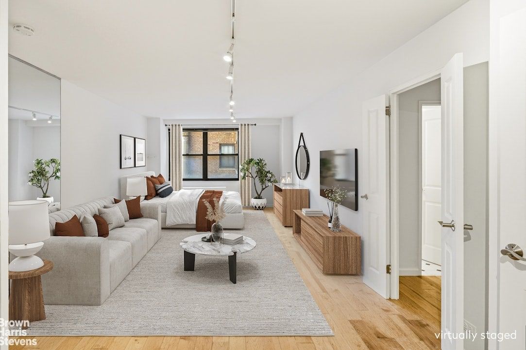 Real estate property located at 305 40TH #10A, New York, Murray Hill, New York City, NY, US