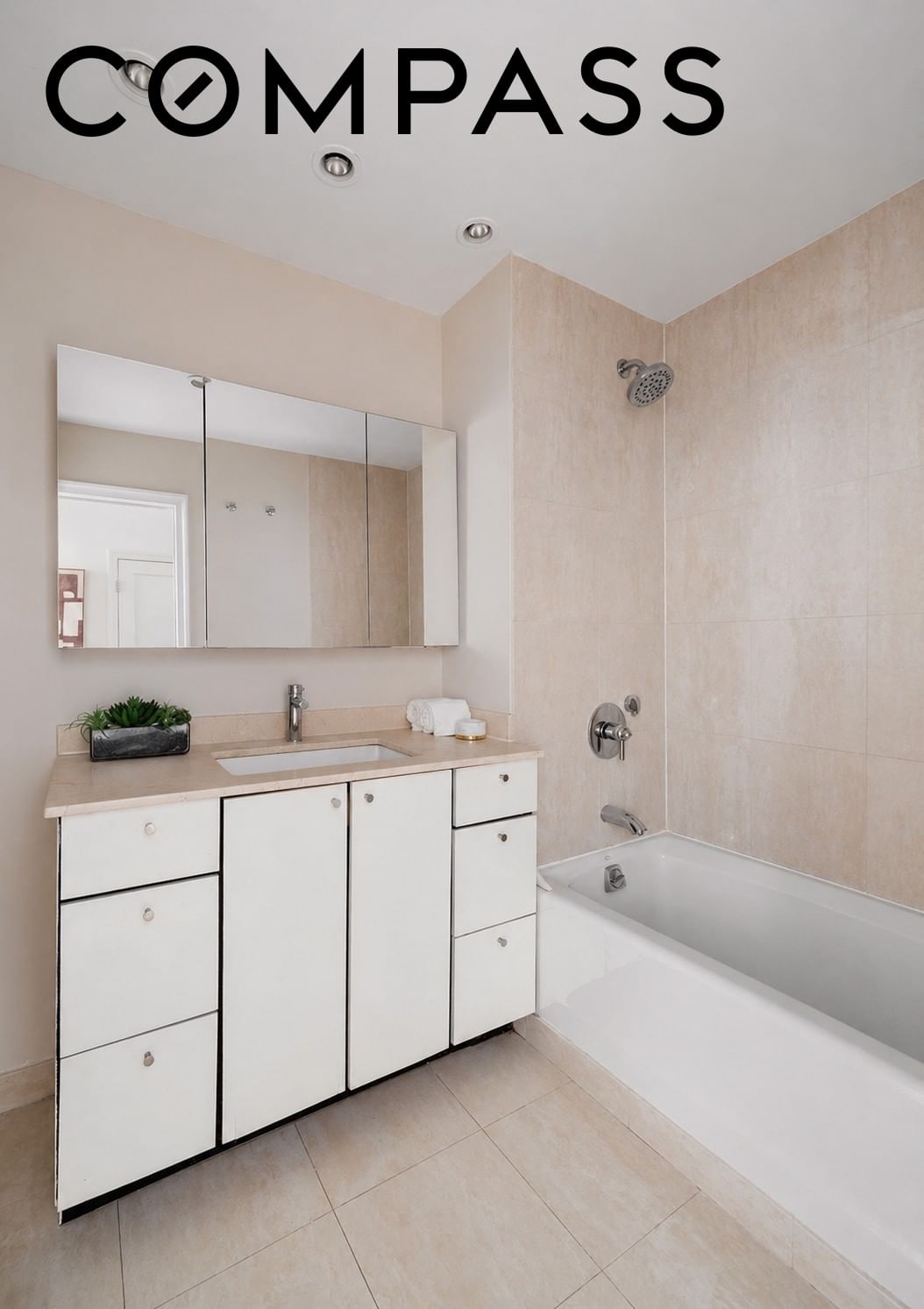 Real estate property located at 60 Pineapple #4I, Kings, Brooklyn Heights, New York City, NY, US