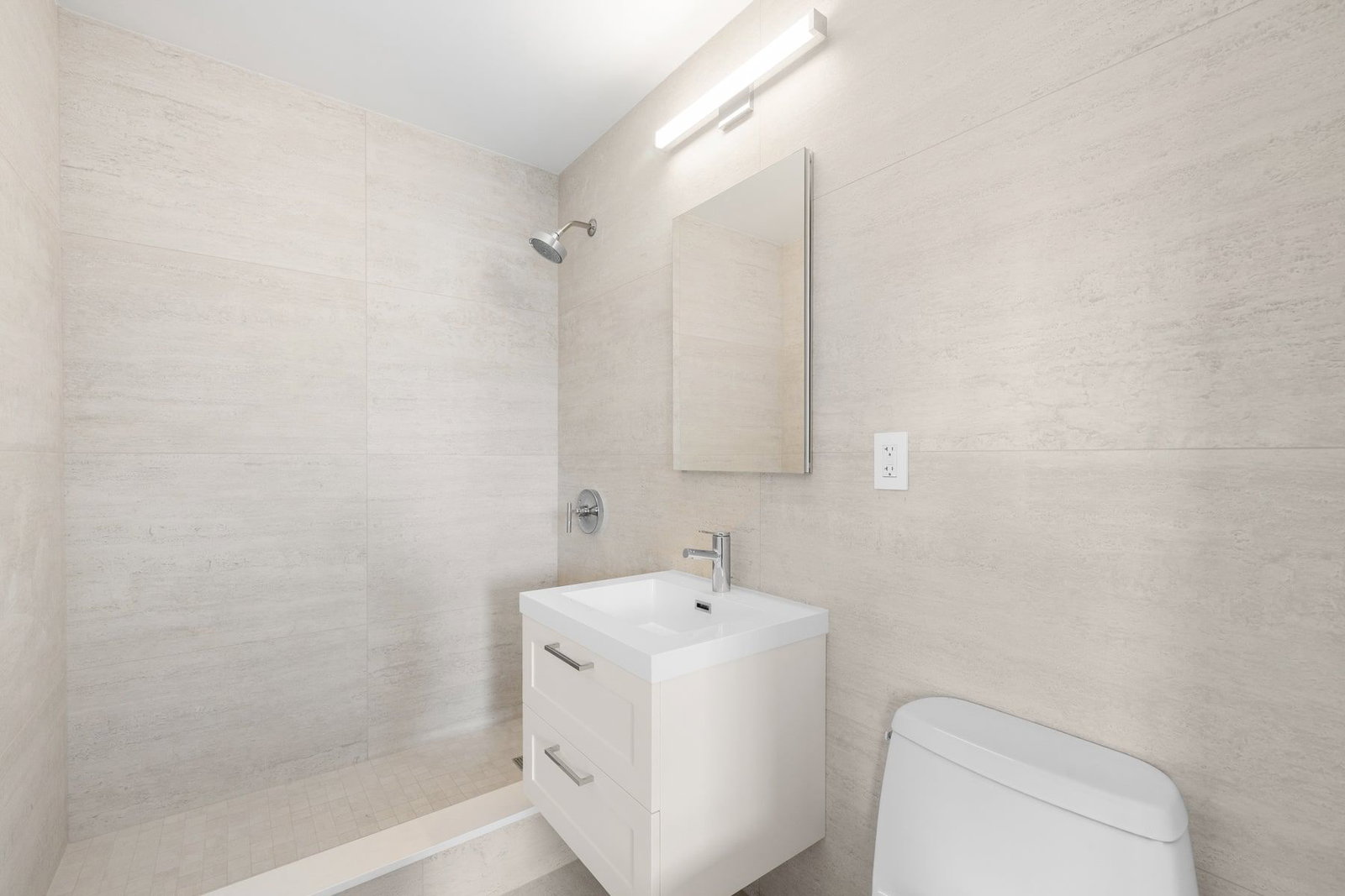 Real estate property located at 555 Main #805, New York, Roosevelt Island, New York City, NY, US