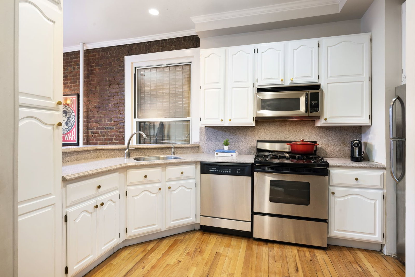 Real estate property located at 214 85TH #2W, New York, Upper West Side, New York City, NY, US