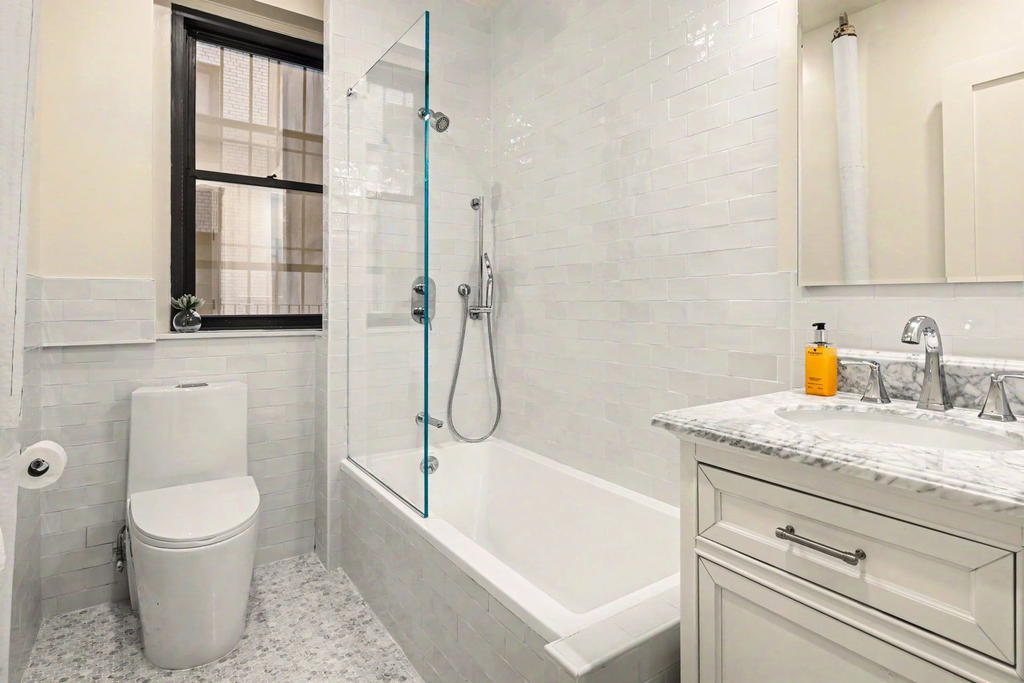 Real estate property located at 252 85TH #1B, New York, Upper West Side, New York City, NY, US