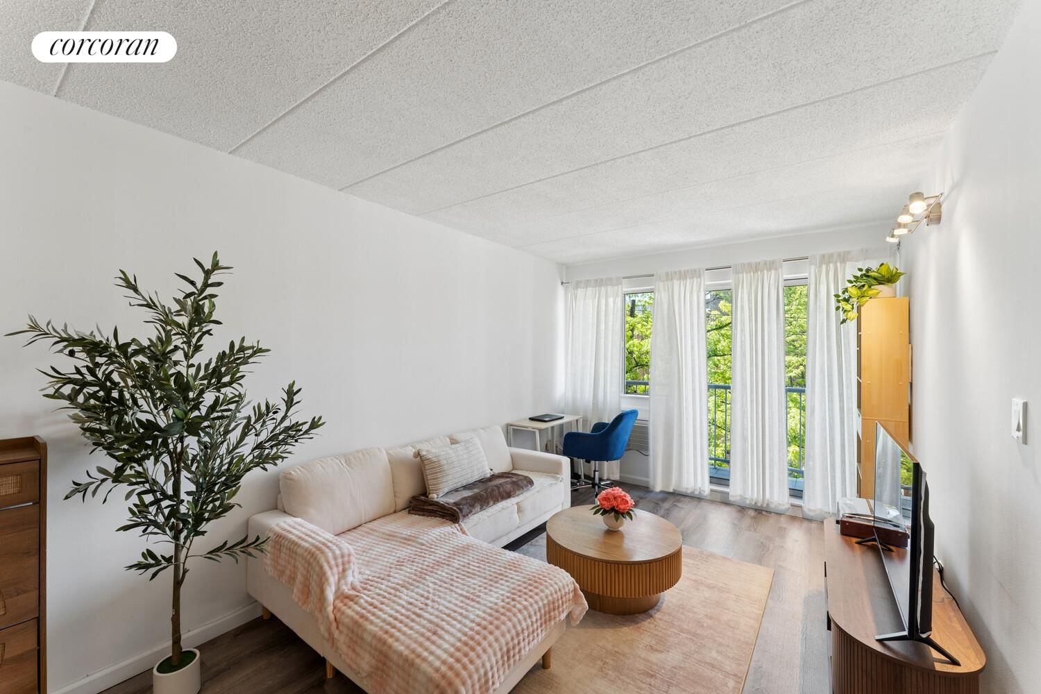 Real estate property located at 76-01 113TH #3D, Queens, Forest Hills, New York City, NY, US