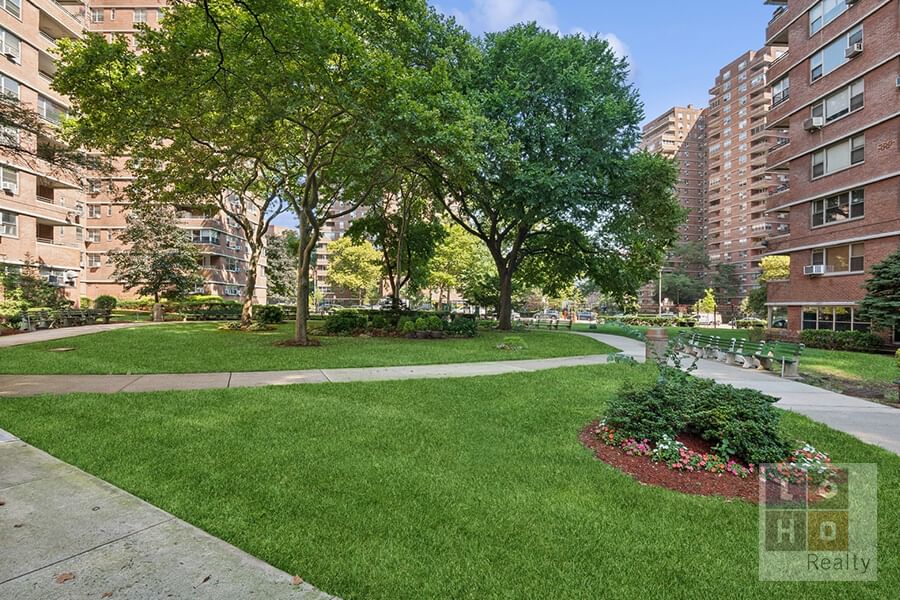 Real estate property located at 575 Grand E1202, New York, Lower East Side, New York City, NY, US