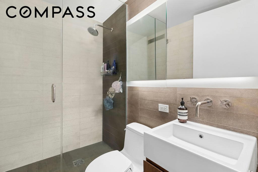 Real estate property located at 515 72nd #23G, New York, Lenox Hill, New York City, NY, US