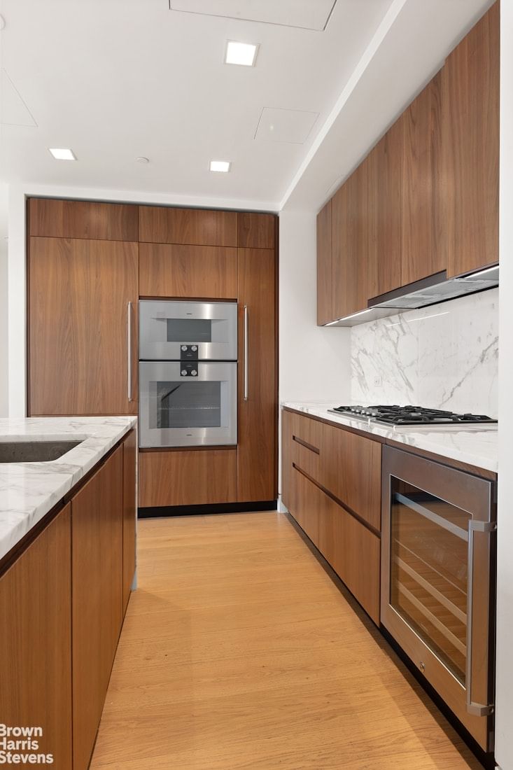 Real estate property located at 242 BROOME #14D, New York, Lower East Side, New York City, NY, US