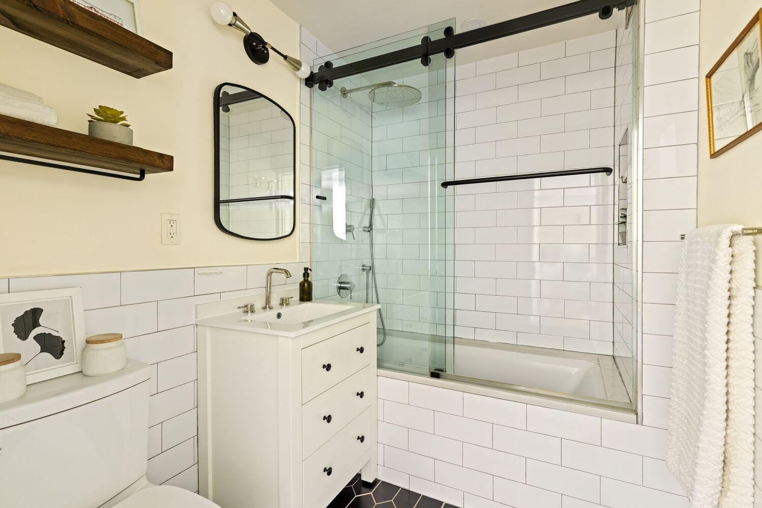 Real estate property located at 207 PROSPECT #3C, Kings, Windsor Terrace, New York City, NY, US