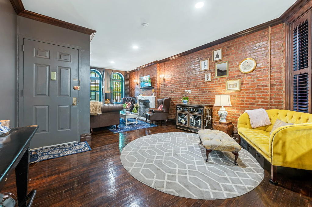 Real estate property located at 555 149TH #1, New York, Hamilton Heights, New York City, NY, US