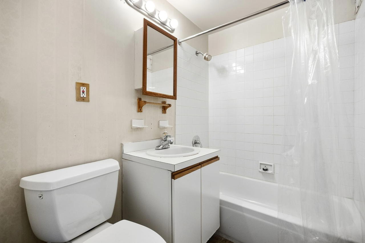 Real estate property located at 785 St Anns #23B, Bronx, Woodstock, New York City, NY, US