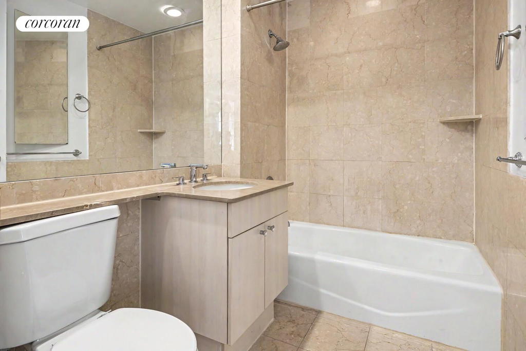 Real estate property located at 401 60TH #4N, New York, Lenox Hill, New York City, NY, US