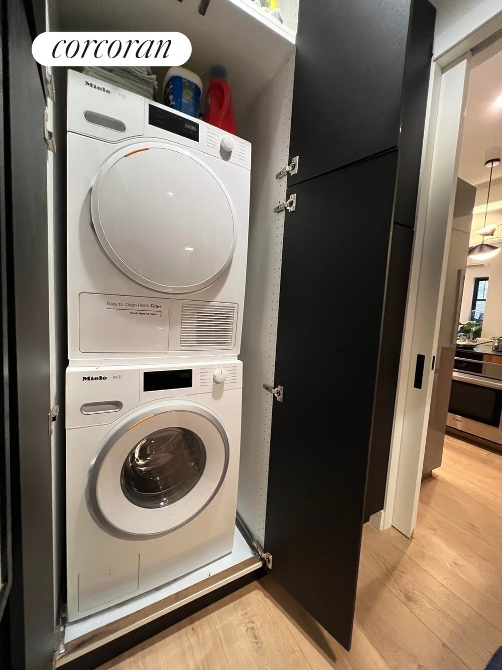 Real estate property located at 200 16TH GARDEN_1DE, New York, Gramercy Park, New York City, NY, US