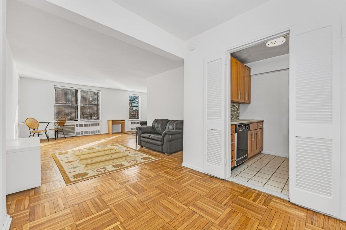 Real estate property located at 100-25 QUEENS #2B, Queens, Rego Park, New York City, NY, US