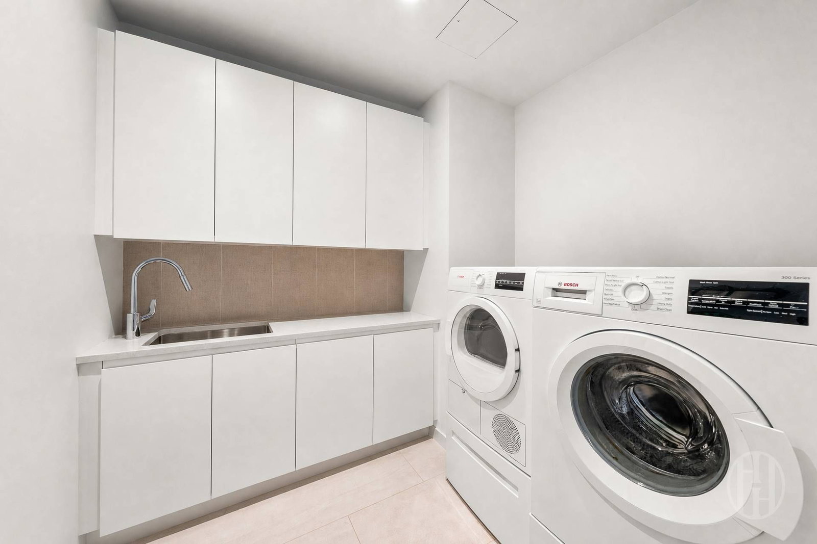 Real estate property located at 360 89th #22A, New York, Upper East Side, New York City, NY, US