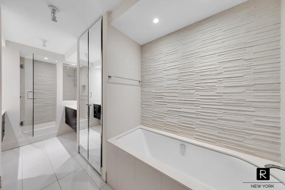 Real estate property located at 330 38th #32-NO, New York, Murray Hill, New York City, NY, US