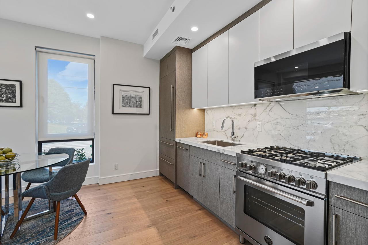 Real estate property located at 21-31 Shore #1F, Queens, Ditmars Steinway, New York City, NY, US