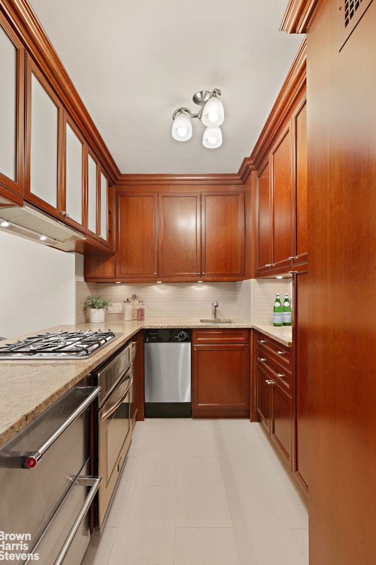 Real estate property located at 301 22ND #7S, New York, Gramercy Park, New York City, NY, US