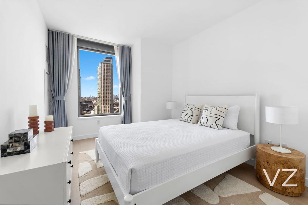 Real estate property located at 3 Court #2010, Queens, Hunters Point, New York City, NY, US