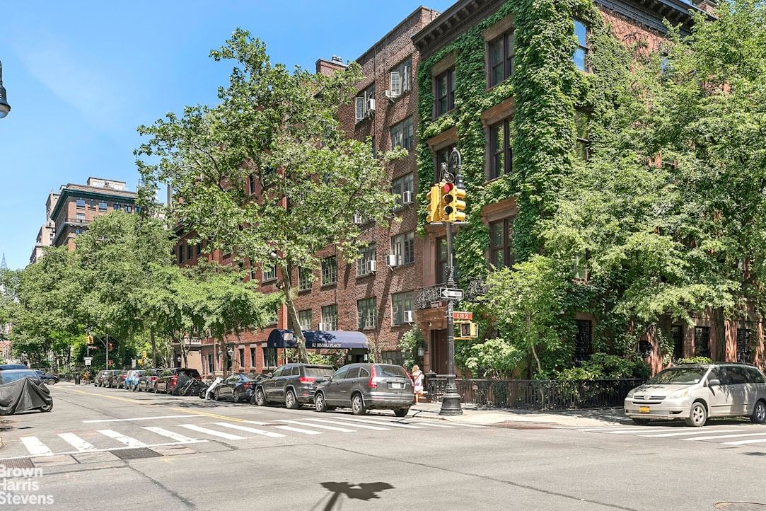 Real estate property located at 211 18TH #5E, New York, Gramercy Park, New York City, NY, US