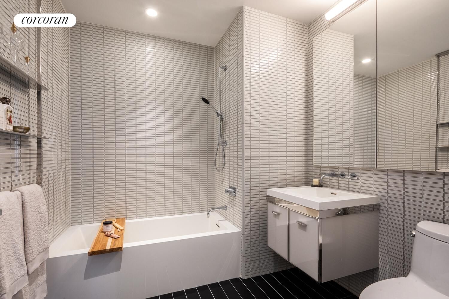 Real estate property located at 252 SOUTH #71A, New York, Two Bridges, New York City, NY, US