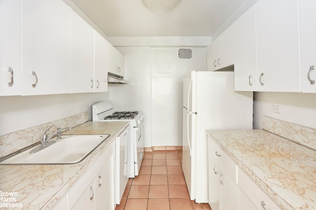 Real estate property located at 415 52ND #3CC, New York, Beekman, New York City, NY, US