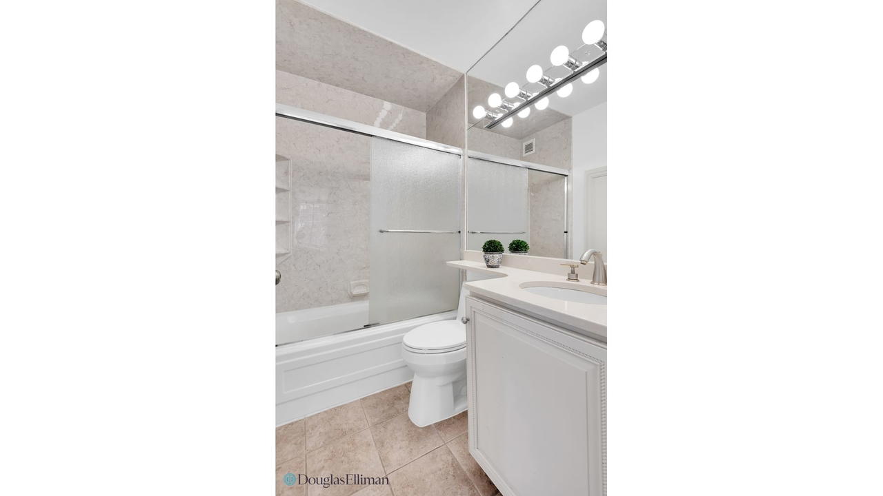 Real estate property located at 200 89TH #9B, New York, Yorkville, New York City, NY, US