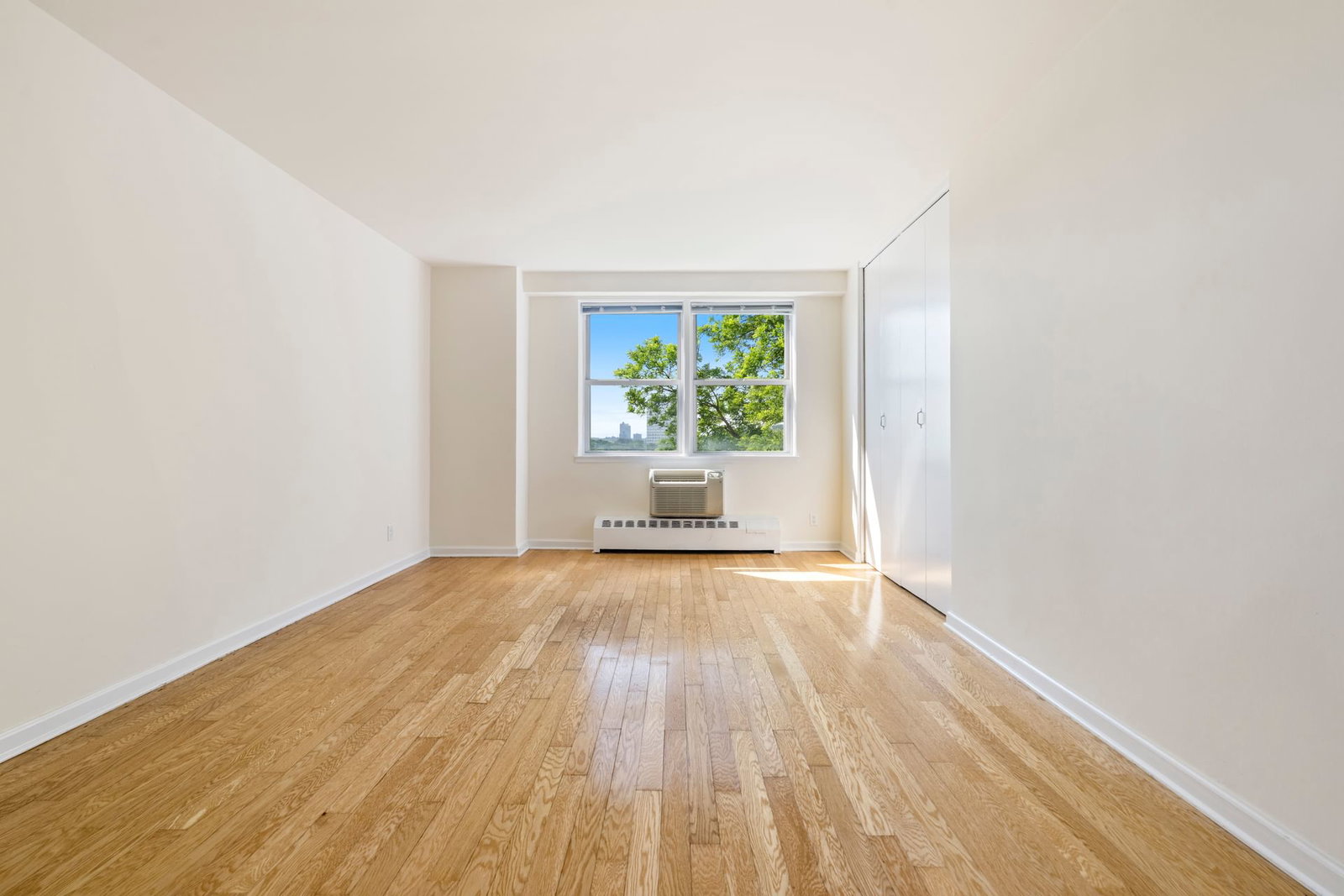 Real estate property located at 5800 ARLINGTON #3D, Bronx, North Riverdale, New York City, NY, US