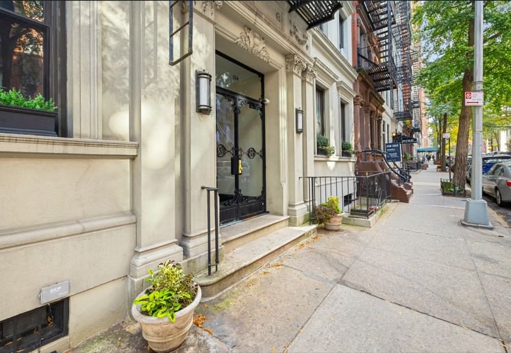 Real estate property located at 124 91st #2D, New York, Carnegie Hill, New York City, NY, US