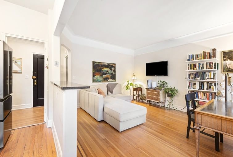 Real estate property located at 124 91st #2D, New York, Carnegie Hill, New York City, NY, US