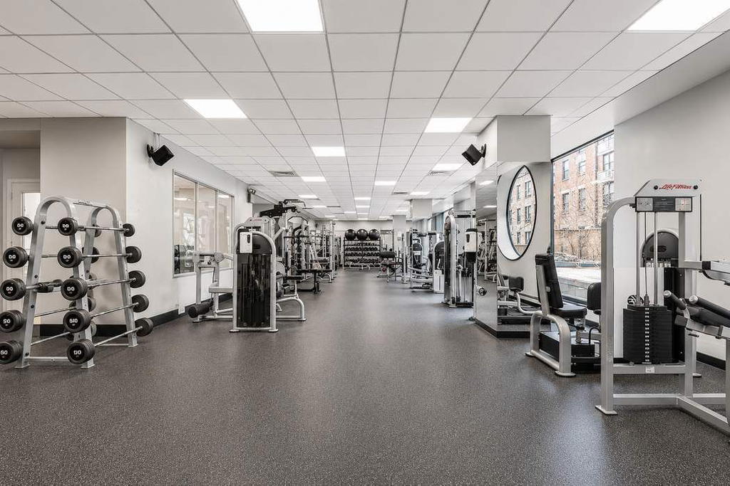 Real estate property located at 225 83rd #4M, New York, Upper West Side, New York City, NY, US