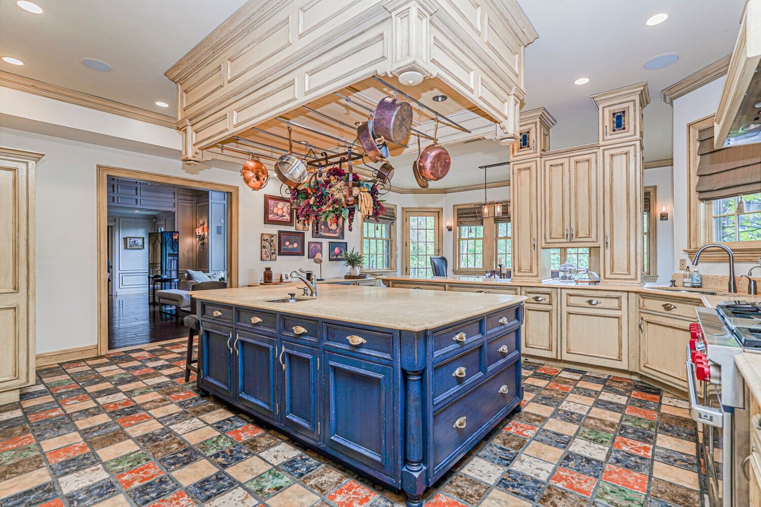 Real estate property located at 125 BENEDICT, Richmond, Todt Hill, New York City, NY, US