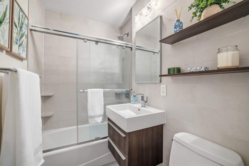 Real estate property located at 360 22nd #8M, New York, Chelsea, New York City, NY, US