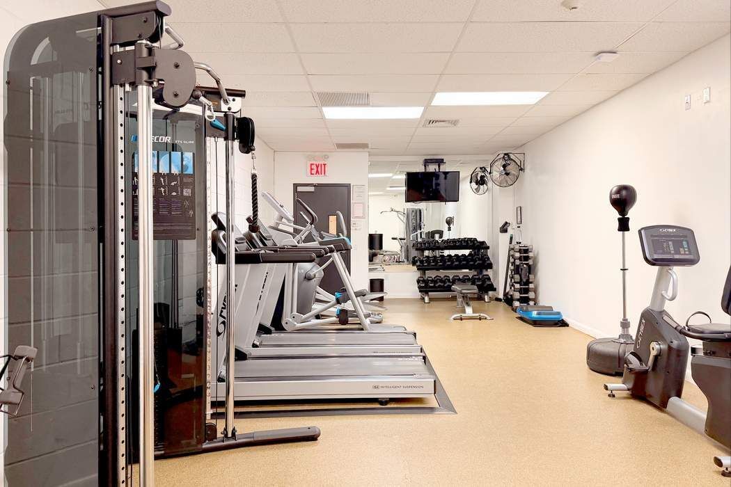 Real estate property located at 135 70th #6C, New York, Lincoln Square, New York City, NY, US