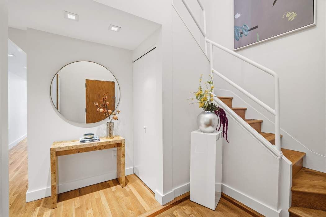 Real estate property located at 135 70th #6C, New York, Lincoln Square, New York City, NY, US