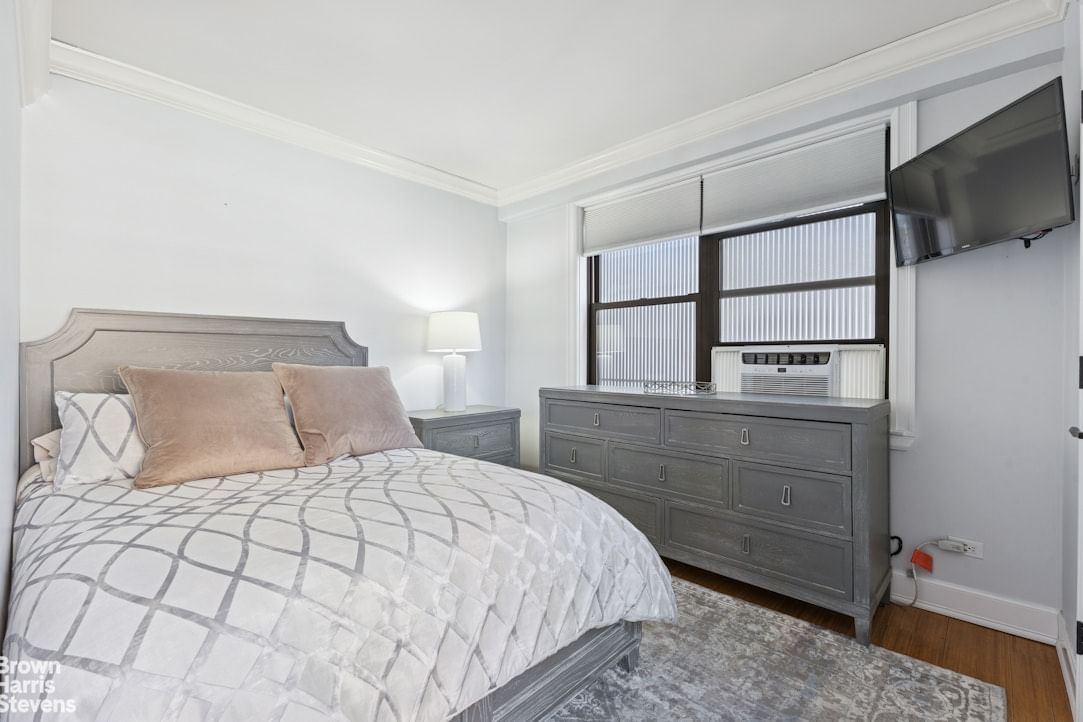 Real estate property located at 330 3RD #9B, New York, Kips Bay, New York City, NY, US