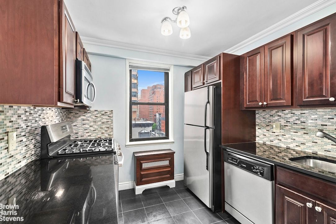 Real estate property located at 330 3RD #9B, New York, Kips Bay, New York City, NY, US