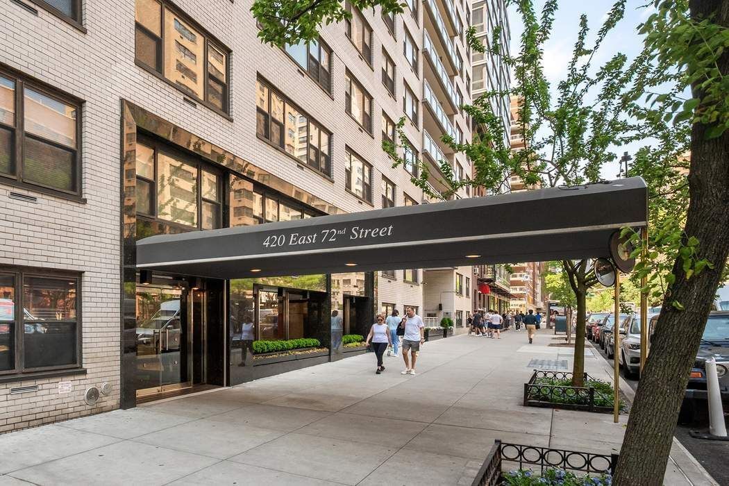 Real estate property located at 420 72nd #15L, New York, Lenox Hill, New York City, NY, US