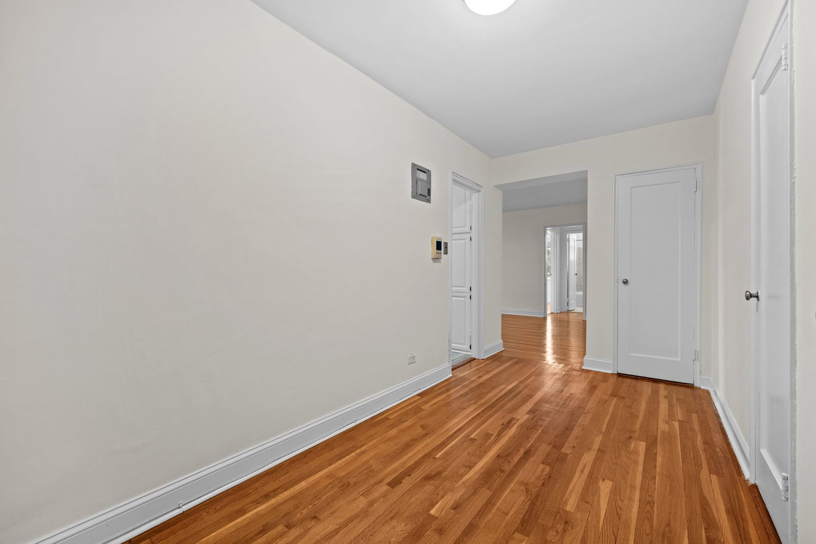 Real estate property located at 5621 NETHERLAND #4D, Bronx, North Riverdale, New York City, NY, US