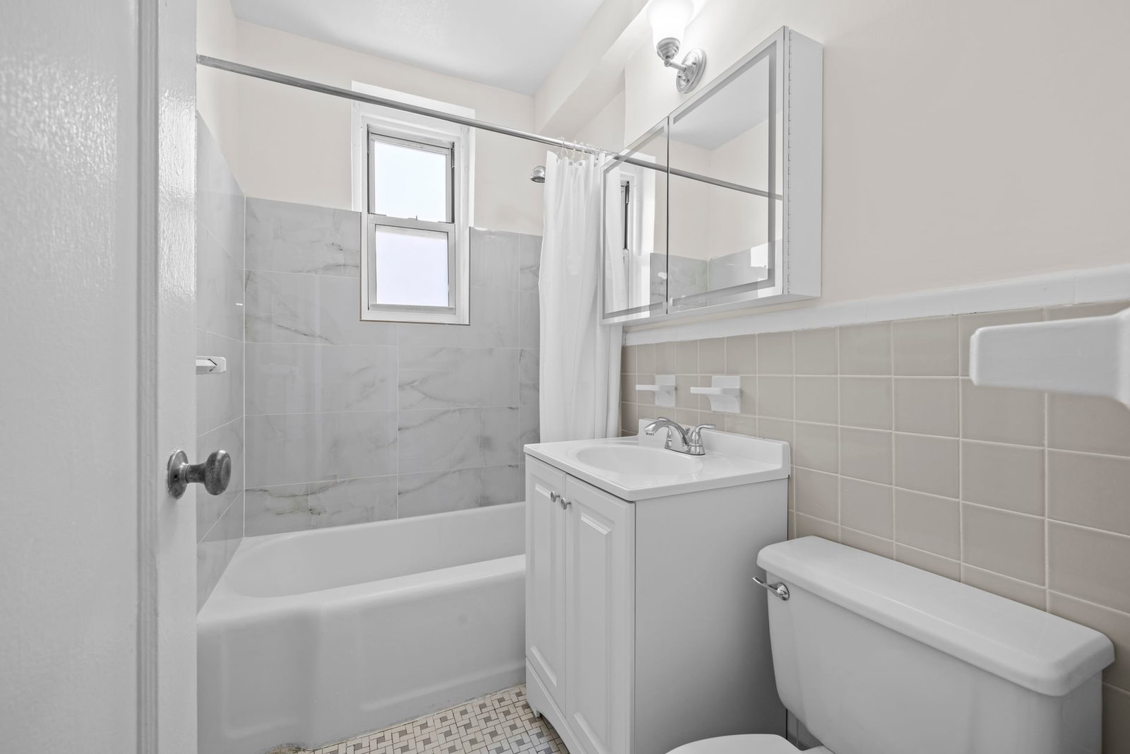 Real estate property located at 5621 NETHERLAND #4D, Bronx, North Riverdale, New York City, NY, US