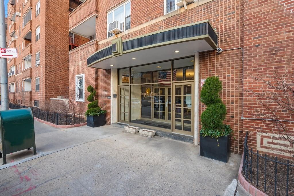 Real estate property located at 34-41 85th #4D, Queens, Jackson Heights, New York City, NY, US