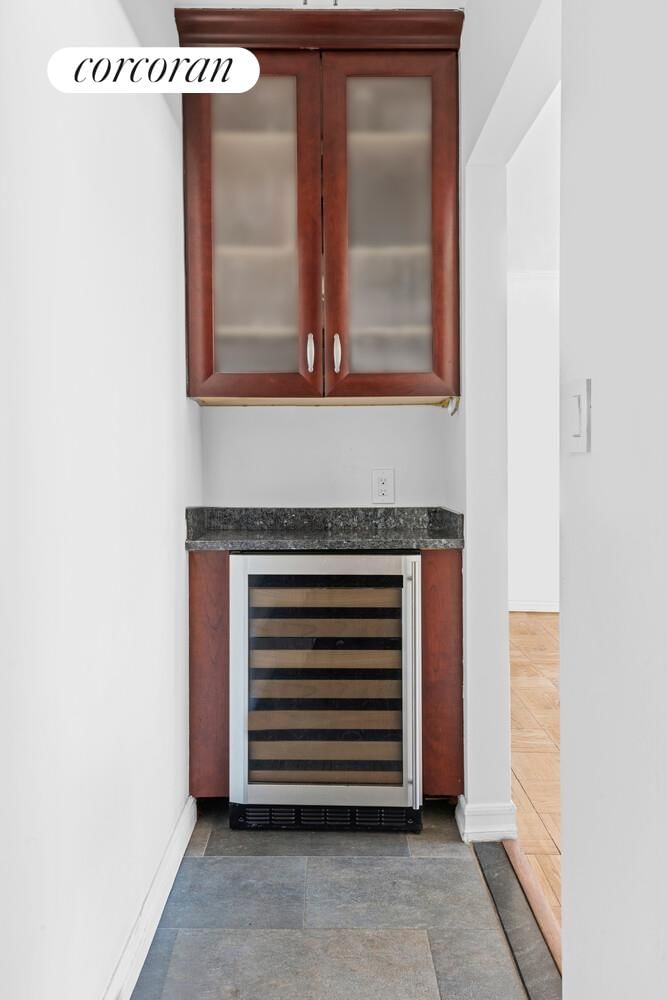 Real estate property located at 500 83RD #16M, New York, Yorkville, New York City, NY, US