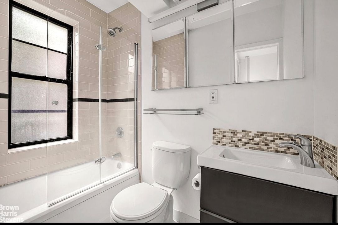 Real estate property located at 204 90TH #4E, New York, Yorkville, New York City, NY, US