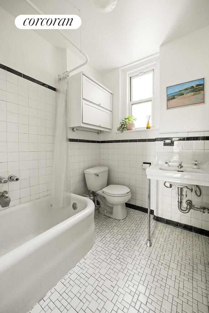 Real estate property located at 19 FISKE E3, Kings, Park Slope, New York City, NY, US