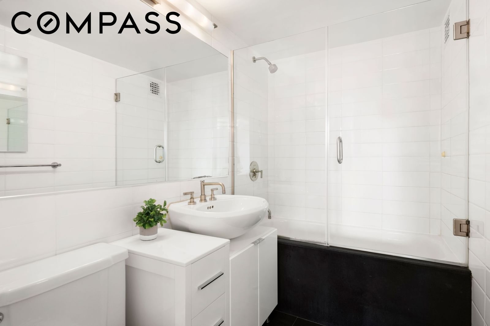 Real estate property located at 305 2nd #709, New York, Gramercy Park, New York City, NY, US