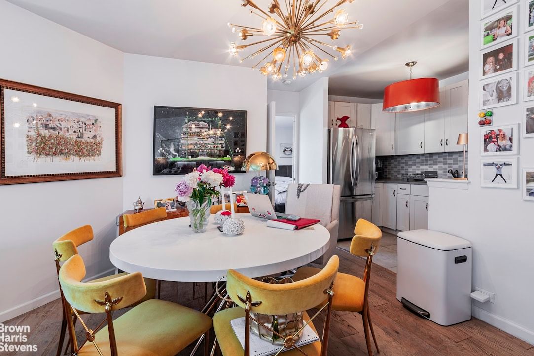 Real estate property located at 200 61ST #18DE, New York, Lenox Hill, New York City, NY, US
