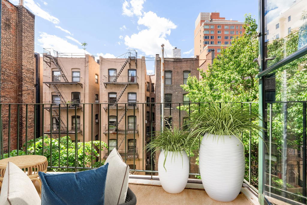 Real estate property located at 2250 BROADWAY #5L, New York, Upper West Side, New York City, NY, US