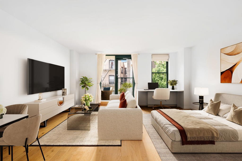 Real estate property located at 2250 BROADWAY #5L, New York, Upper West Side, New York City, NY, US